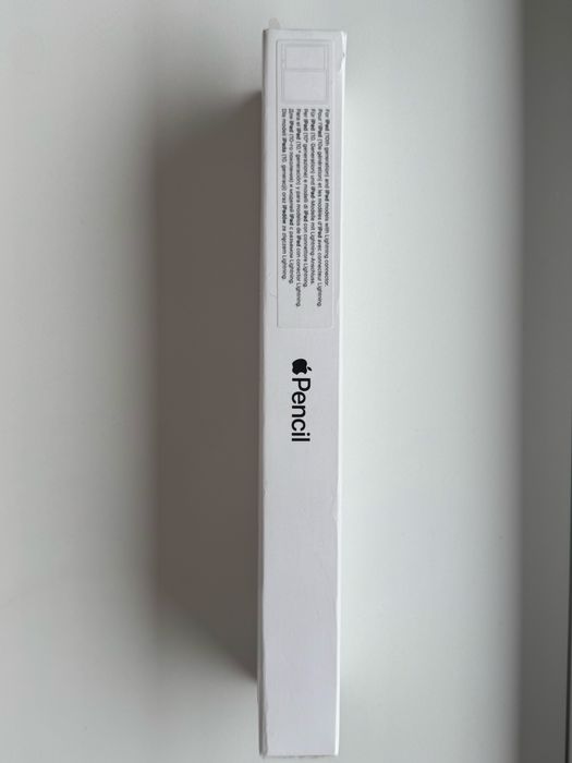 Apple Pencil (1st Generation) - Includes USB-C to Apple Pencil Adapter