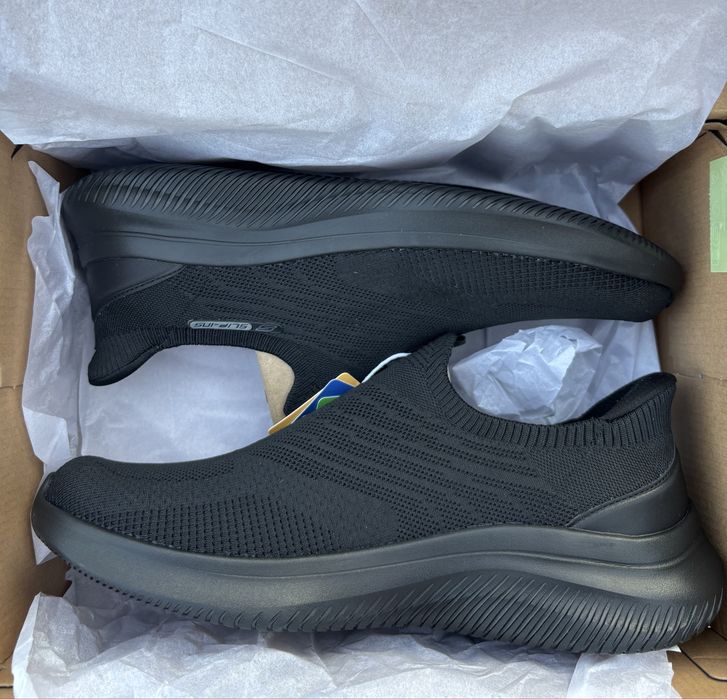 Papuci Skechers 43 Noi.