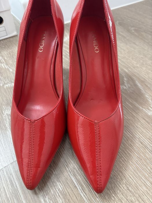 Туфли б/у кожасы жұмсақ өте жақсы