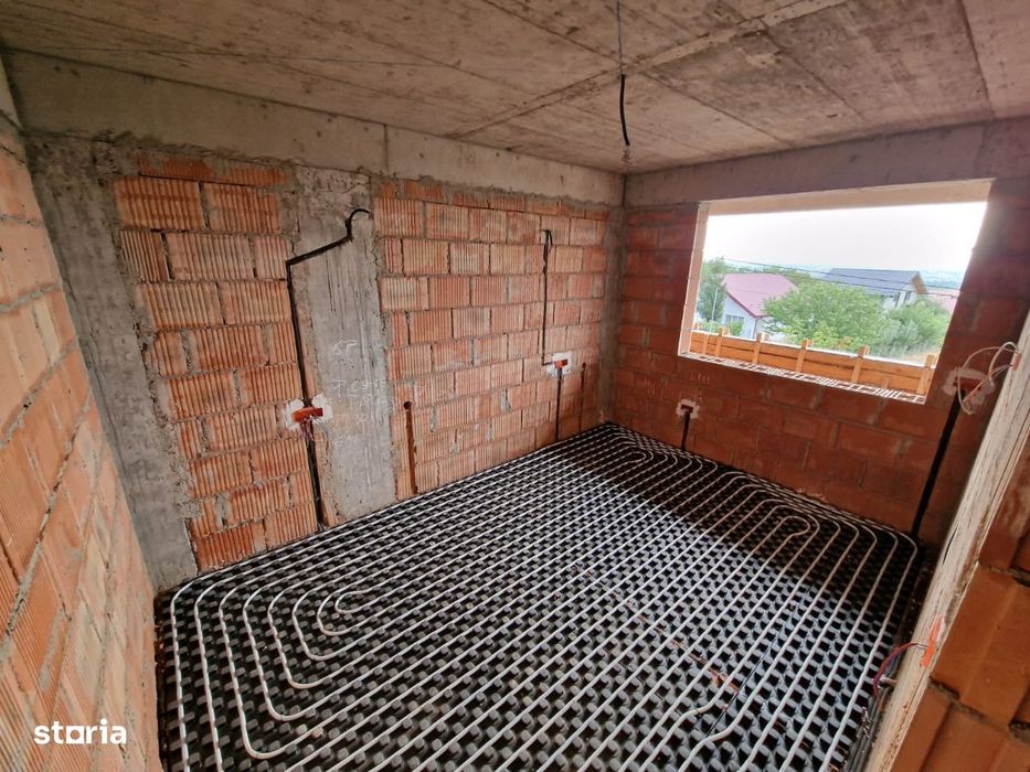 Penthouse ultramodern finalizat si intabulat. Vedere panoramica