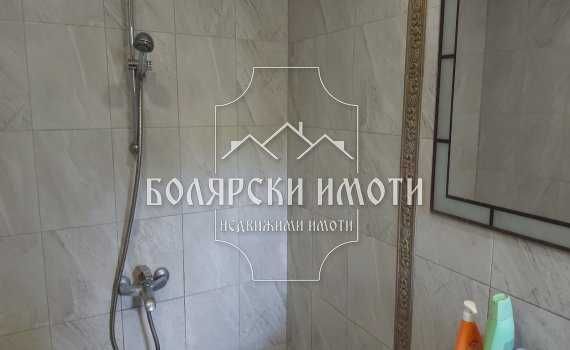 Продава се Етаж от къща в Велико Търново, Център - 134 кв.м за 956 €/кв.м - Снимка #9