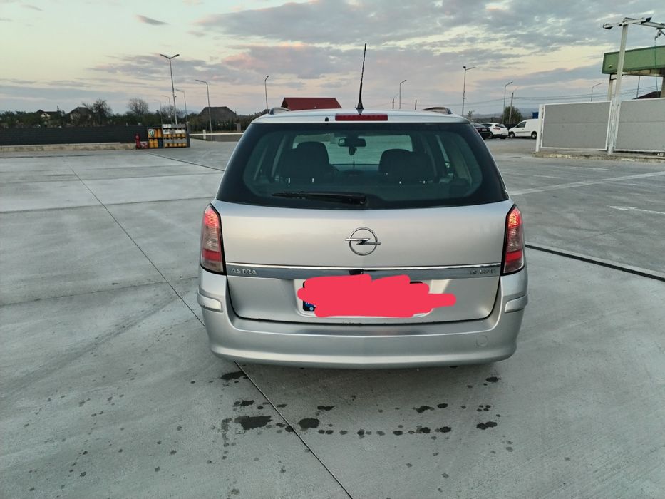 Vând Opel astra H