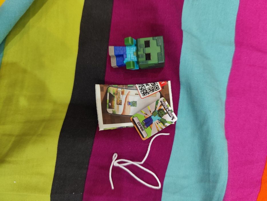 Продам фигурки маинкрафт