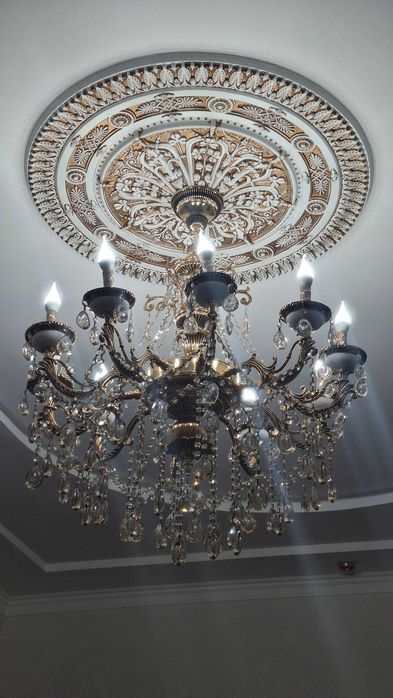 Декоративная люстра