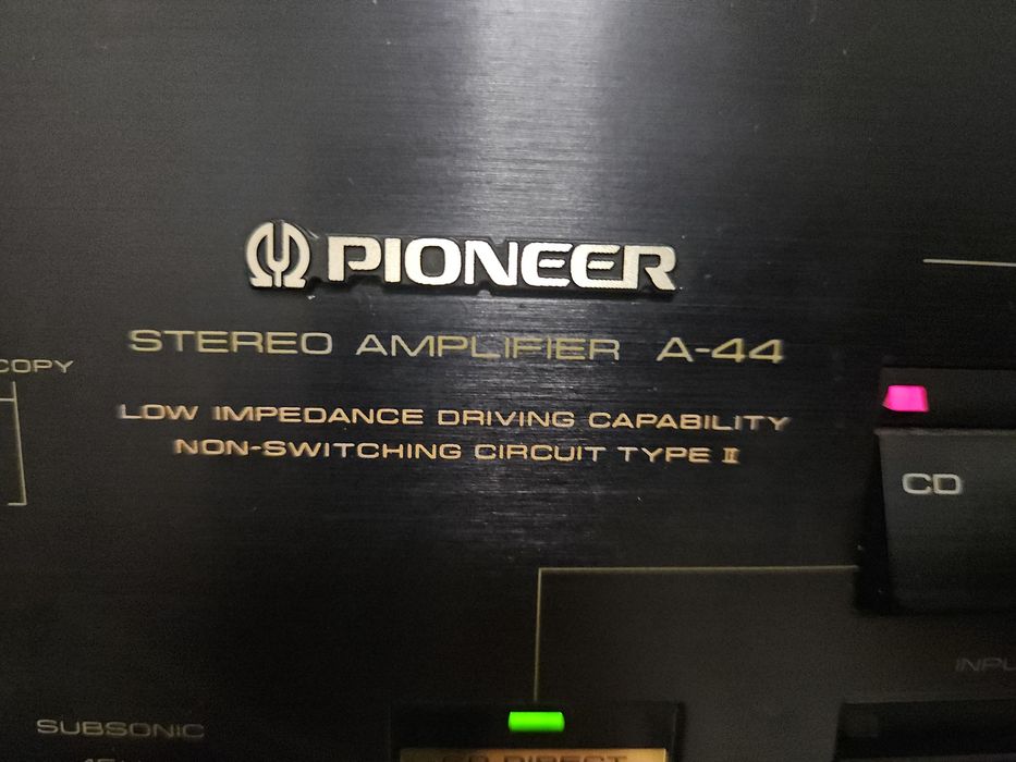 Pioneer A-44  made in Japan