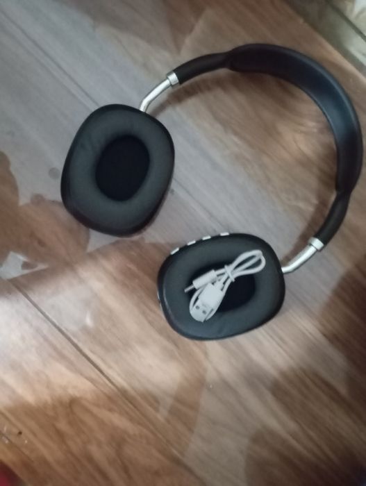 Наушник p9 качественый