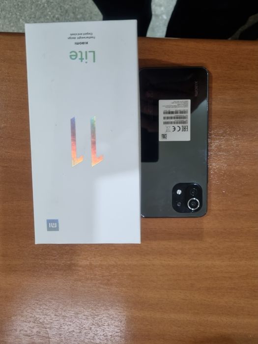 Продам Ми 11 Лайт 8/128 гб