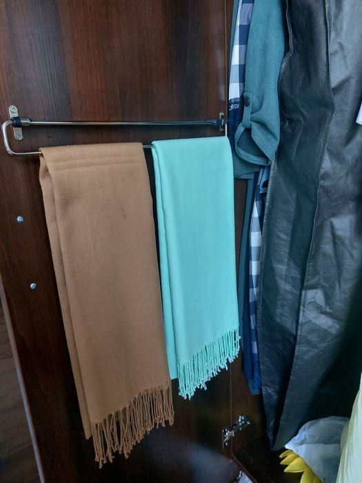 Шкаф высокий продам