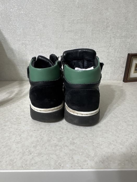 Ботинки, кроосовки и сандали