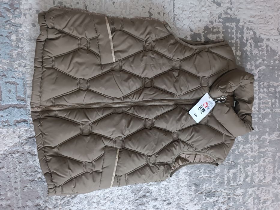 Продам спортивные костюмы