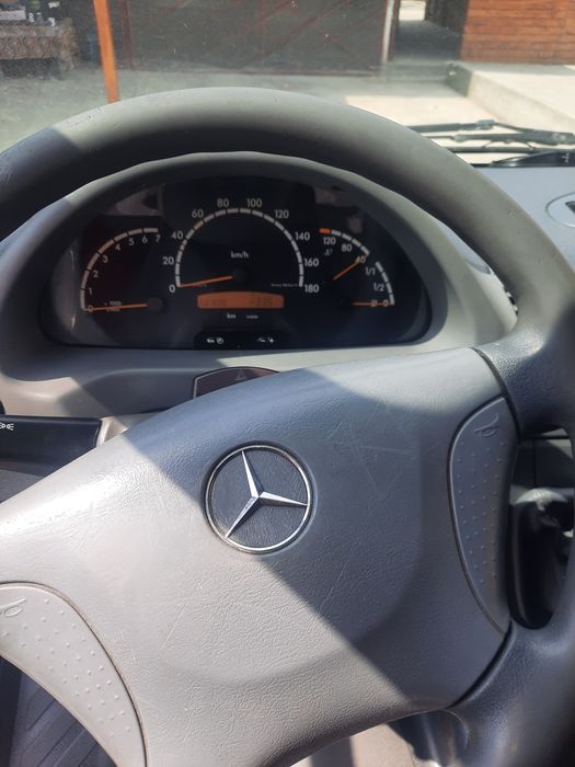 Mecedes Sprinter 411