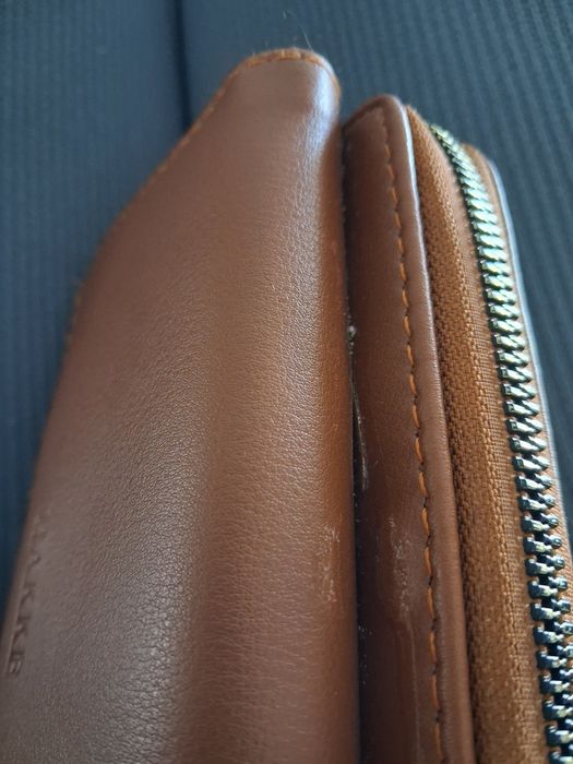 Дамско портмоне в кафяво