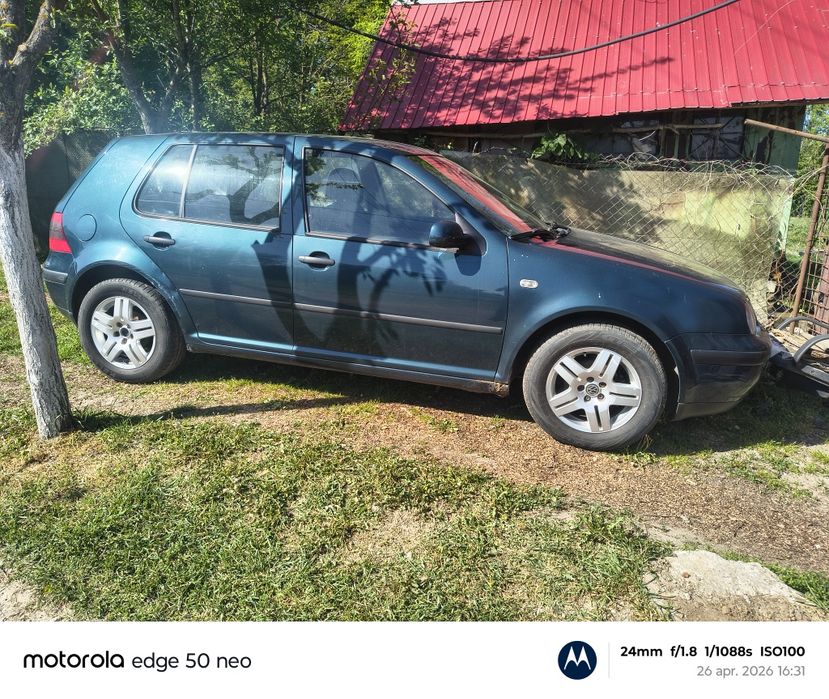 VOLKSWAGEN Golf 2002 — imagine 4