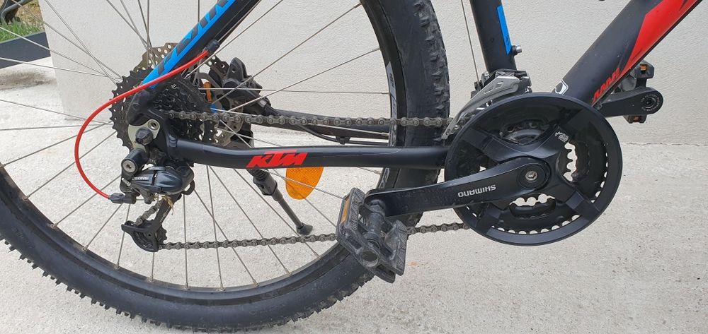 Bicicleta KTM cu roti 27.5