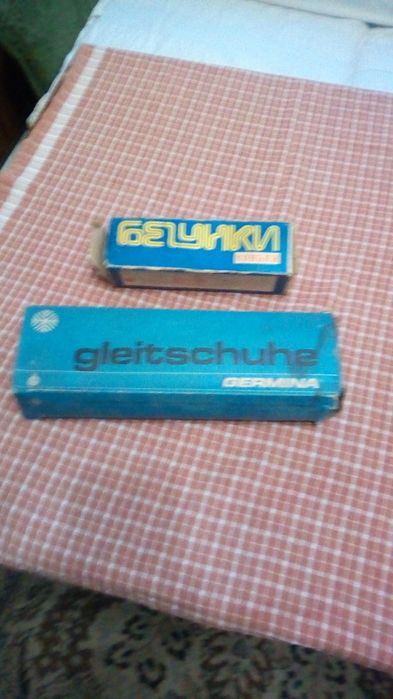 Зимни кънки Без определена  опция за  номера  защото  се поставят  вър