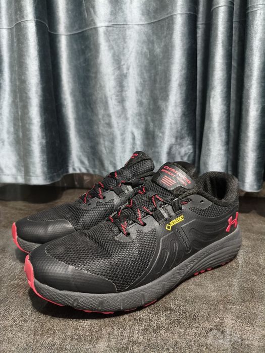 Оригинальные кроссовки Under Armour
