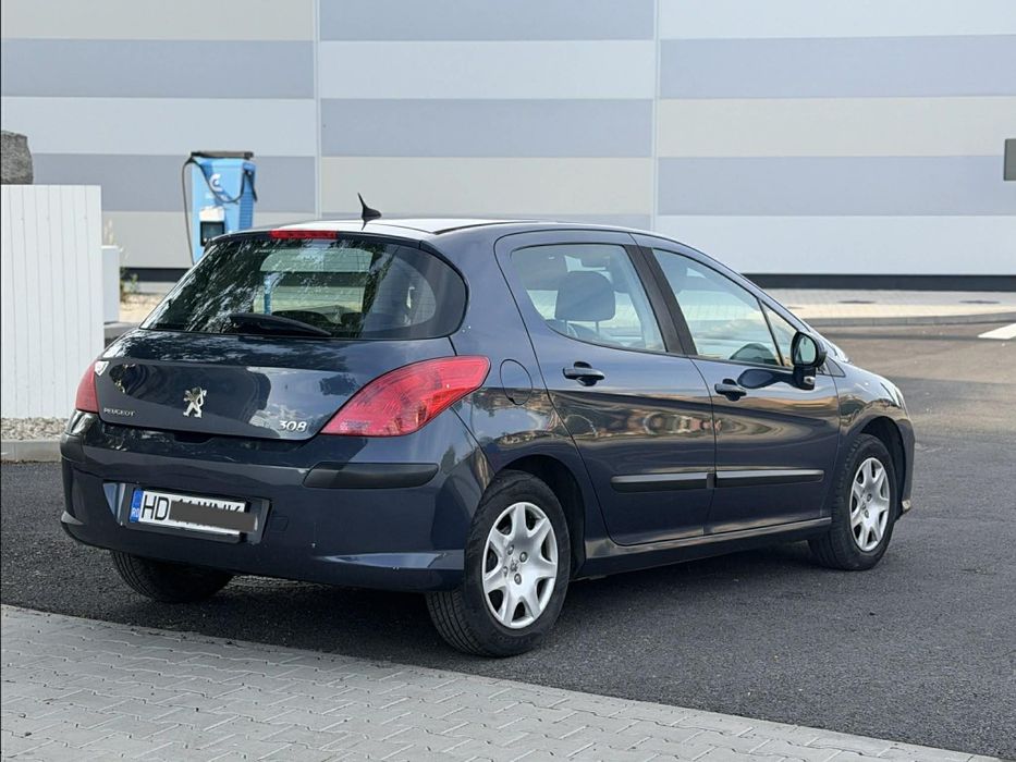 Vând Peugeot 308 automat  1.6 benzina 2009