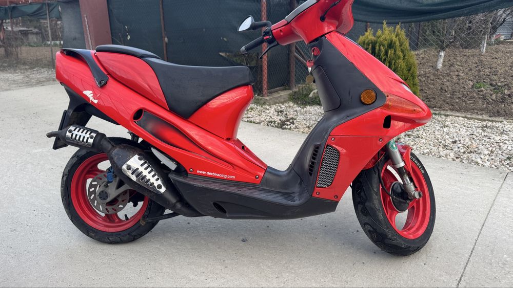 Scuter Derbi editie limitata 49cmc
