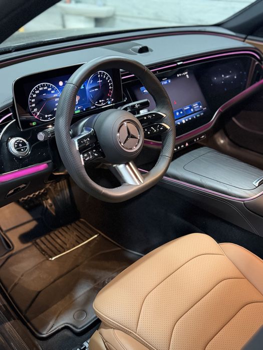 Mercedes Benz E350 EL