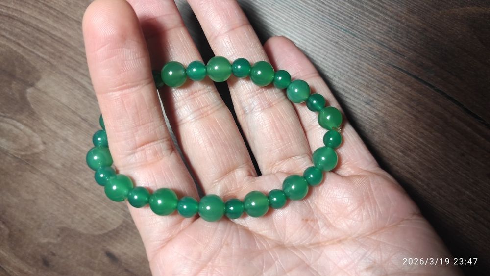 Браслеты из камня