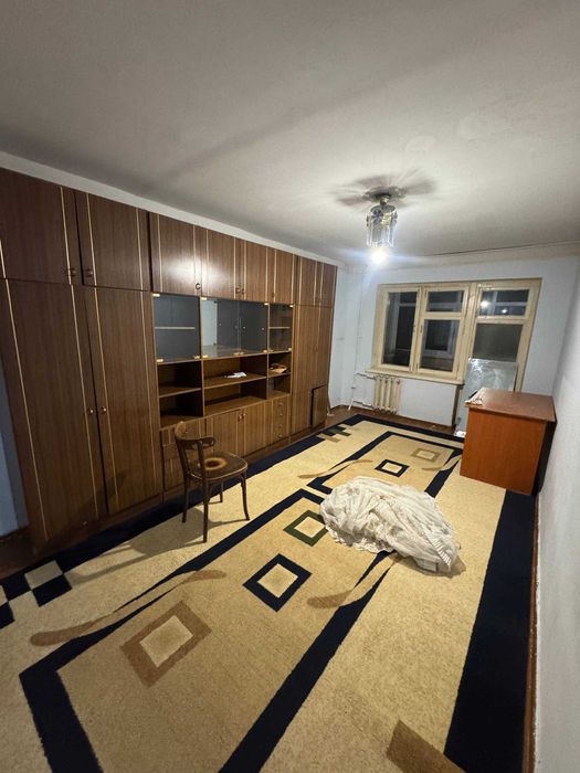 сдается в аренду квартира 3 Комнтная квартира семя или студентам