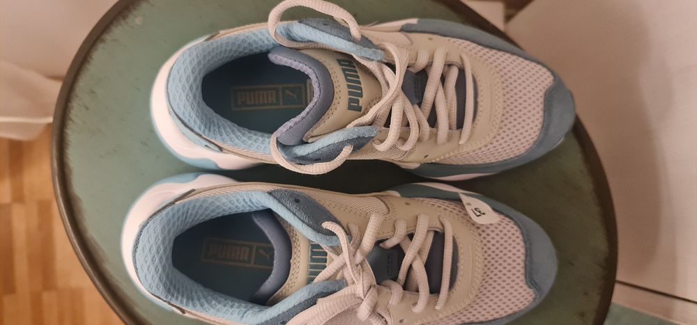 De vânzare Adidași Puma