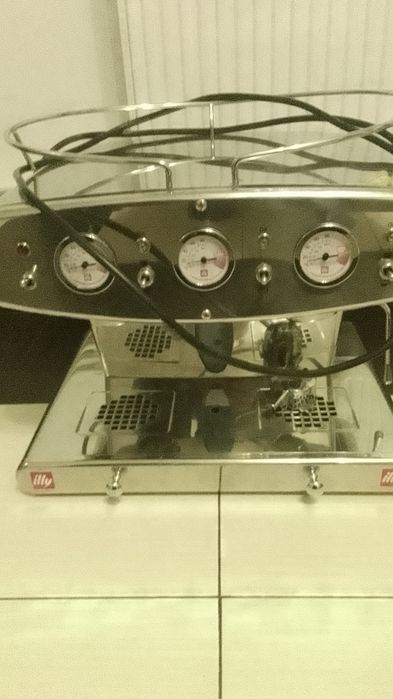 Vând aparat de cafea profesional