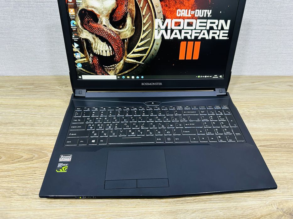 Недорого Hansung Core i7-8 Ядерный+GTX1050Ti гейсерский ноутбук