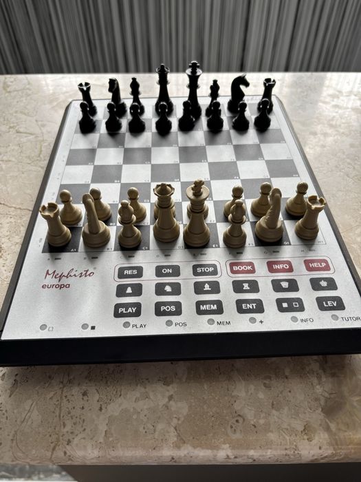 Mephisto Europa chess computer Шах-компютър немски