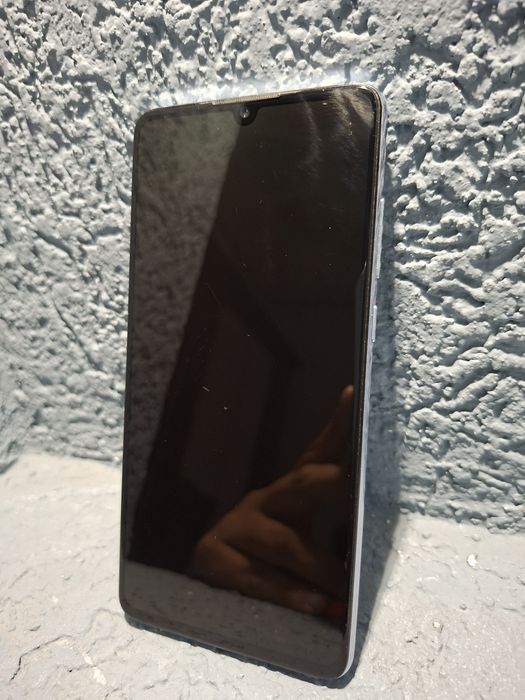 Huawei p30-Перфектен