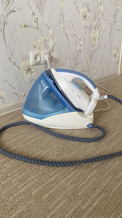 Парогенератор-утюг Tefal