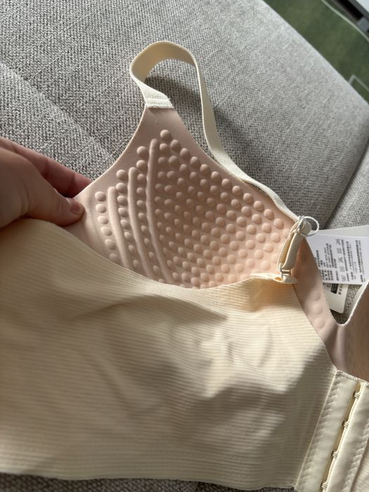 Бюстгальтер бесшовный