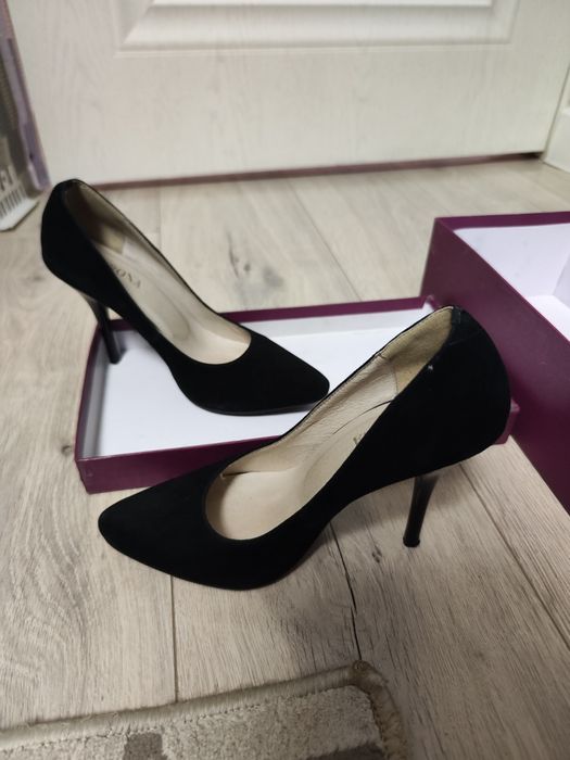 Продам Туфли лодочки