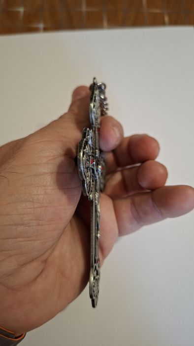 Cruce / crucifix mare cu lanț