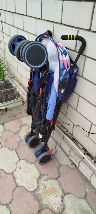 Коляска прогулочная