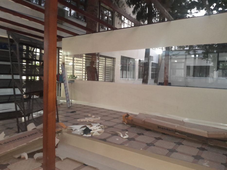 Tent banner salofan ustonovka