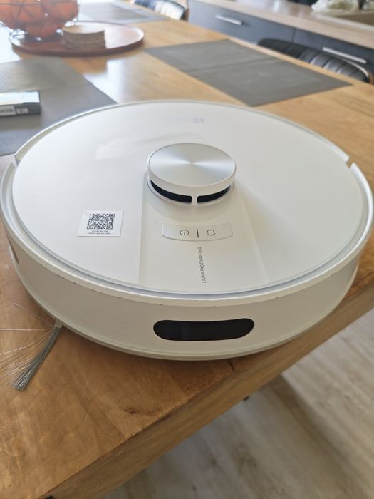 Aspirator robot cu funcție mop EZVIZ  RE4 PLUS  cu stație + 4 saci + 3 lavete + filtru