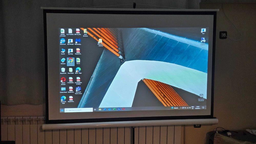 Проектор ACER XGA PJ + екран 85"