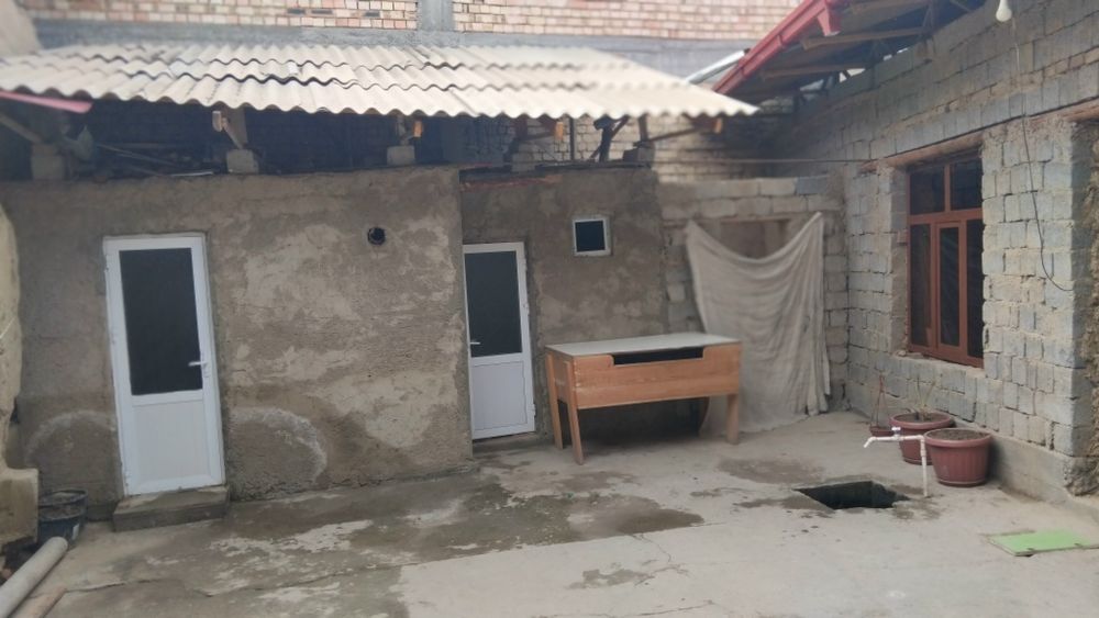 Уй сотилади Каварзор Махалла