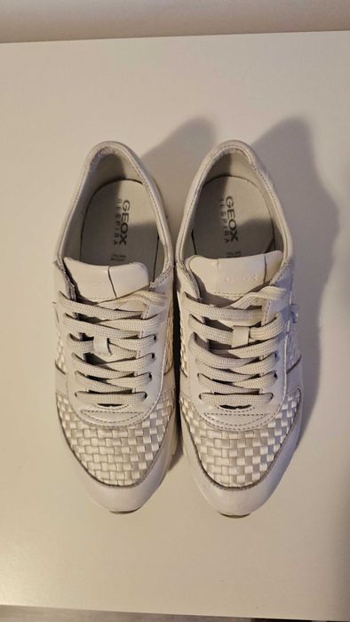 Geox alb, design impletit, marimea 37 EU, 7 US, 4UK