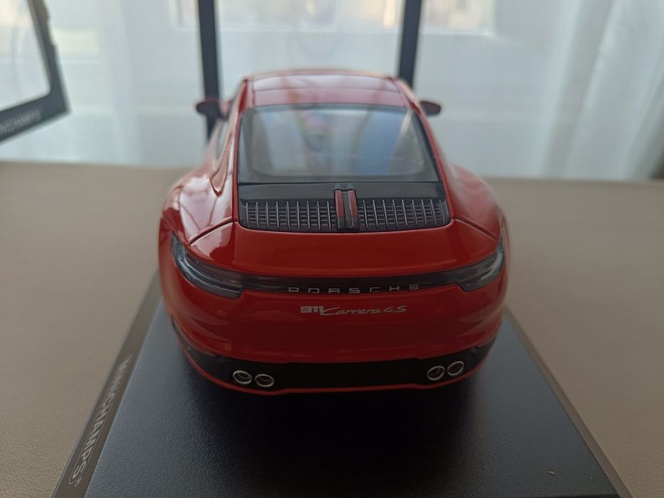 Porsche 911 Carrera/ 992/, Minichamps 1:18