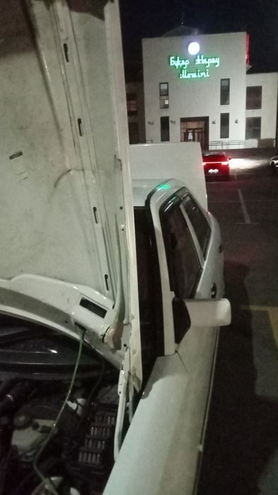 DAIMLER  BENZ  E 300    090 ⁰⁹ кар