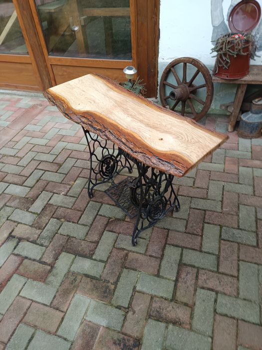 Birou , comoda , suport lavoar - mașină de cusut Singer