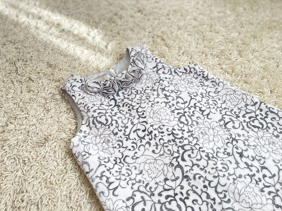 Платье нарядное, вечерний наряд.