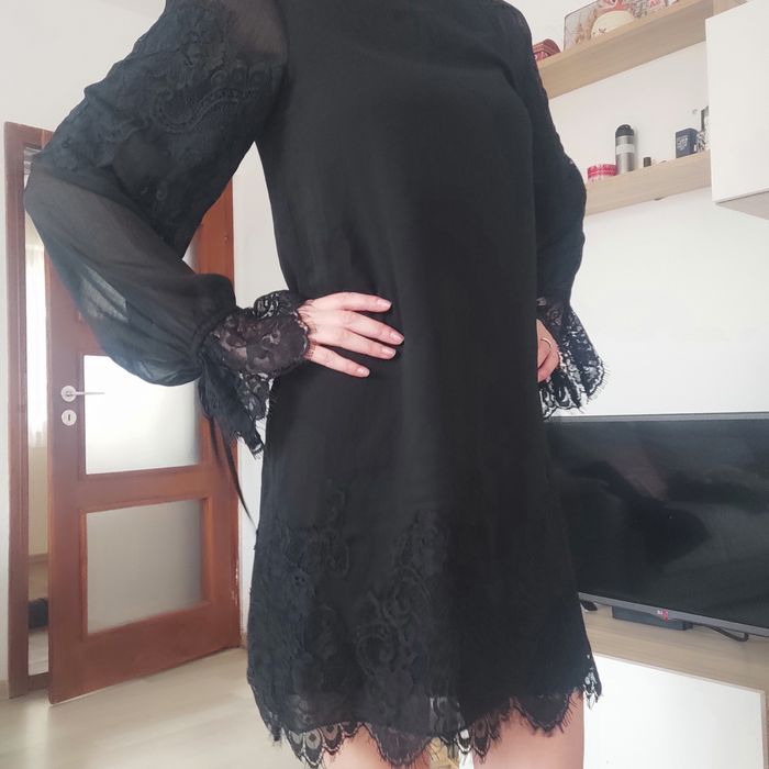 Рокля TIGHA .Размер XS