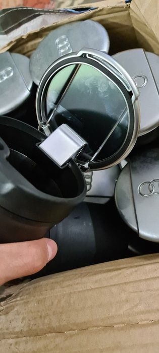 Scrumiera pahar Audi