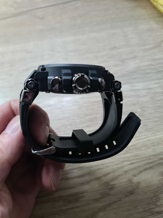 Часовник Lasika водоустойчив