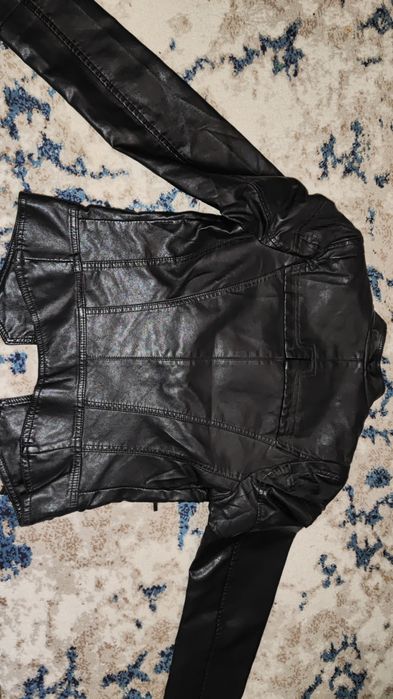 Qora Koja pidjak sifati zoʻr