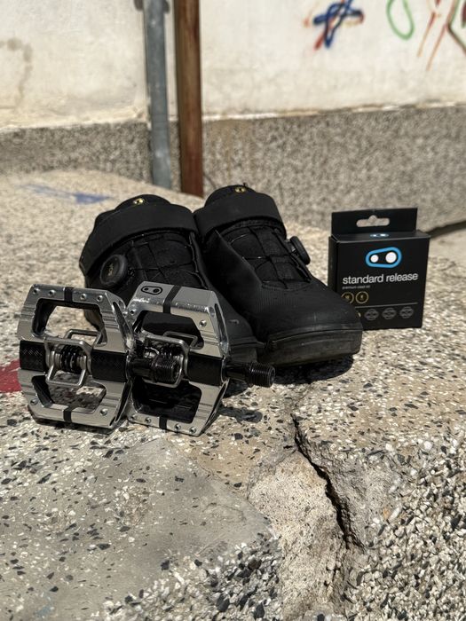 Клипсове Crankbrothers+ педали и парчета