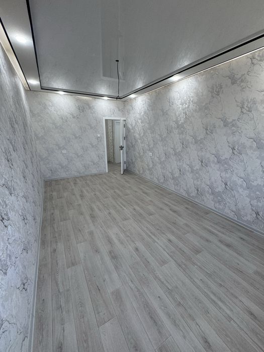 5 хона 5-этаж.105кв.м. 7 мкр.Собиқ домбита олдида. Евро ремонт.740 млн